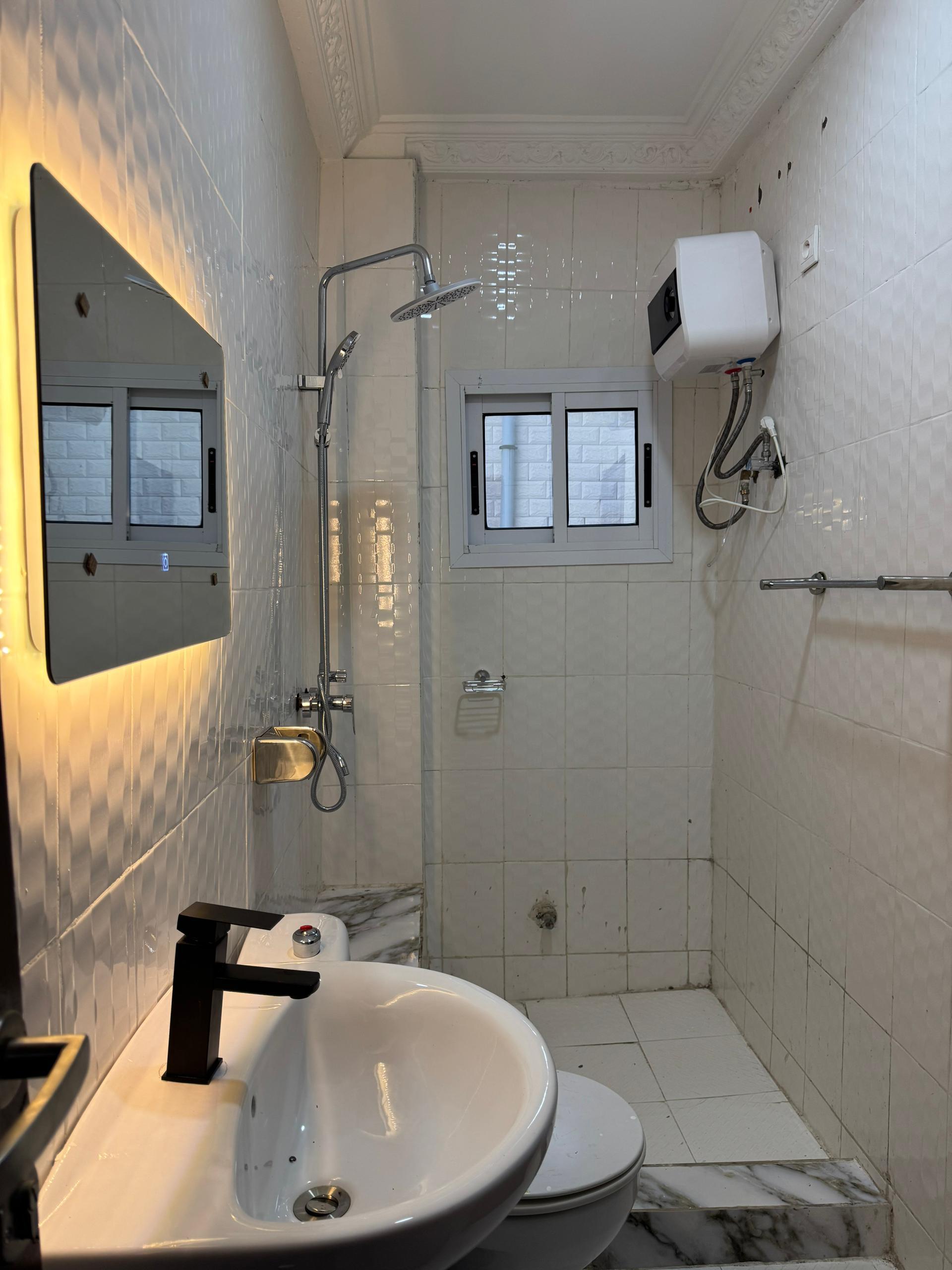 Bathrooms in each bedroom